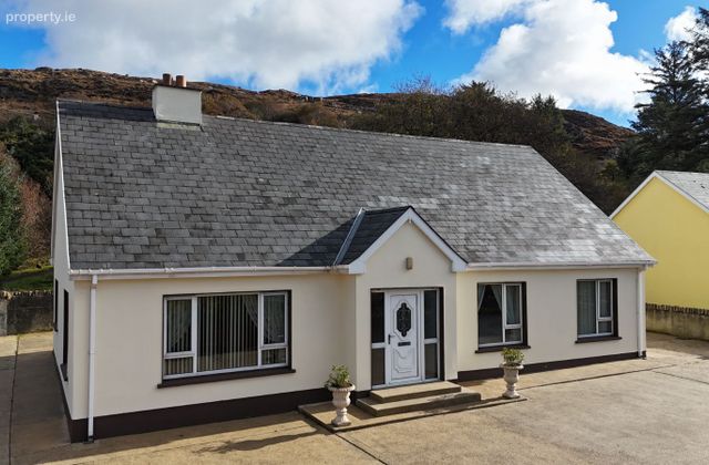 Crolly, Crolly, Co. Donegal - Click to view photos