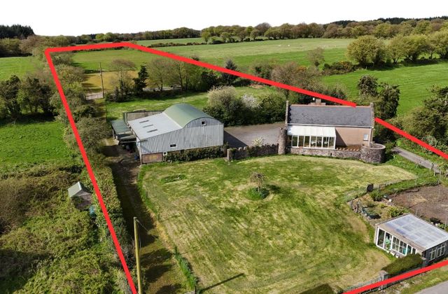 Glenagoul, Kildinan, Watergrasshill, Co. Cork - Click to view photos