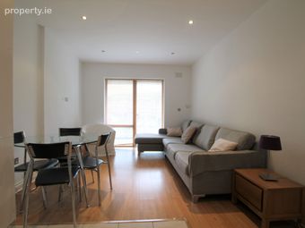 Oak House, Carrickmines Green, Carrickmines, Dublin 18 - Image 3