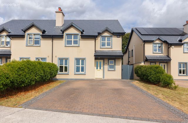 27 Cois Na Criann, Ballymaloe Road, Cloyne, Co. Cork - Click to view photos