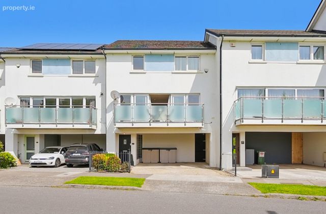 30 Delhurst Avenue, Ongar, Dublin 15 - Click to view photos