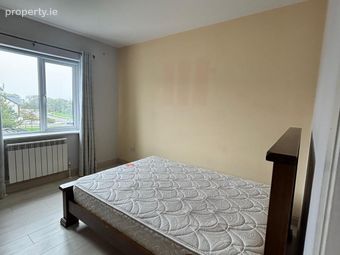 42 Meadow Walk, Castle Heights, Kilmoney, Carrigaline, Co. Cork - Image 2