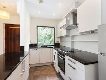 Apartment 15, Brennanstown Court, Brennanstown, Dublin 18 - Image 4