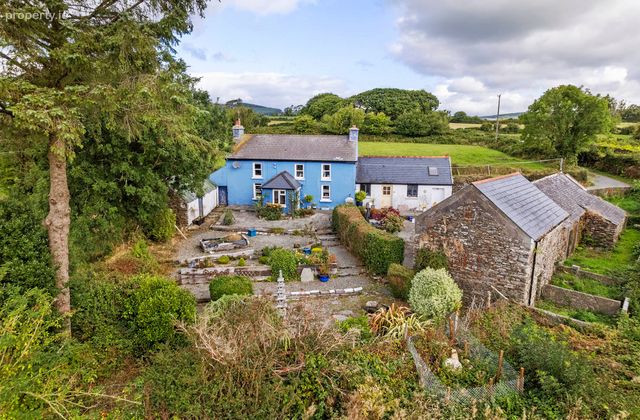 Derryclough Lower, Drinagh, Co Cork, Drimoleague, Co. Cork - Click to view photos