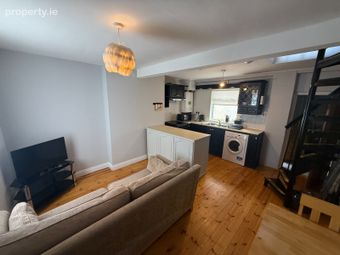 65 Saint Kevin Square, Cork, Cork City Centre, Co. Cork - Image 2