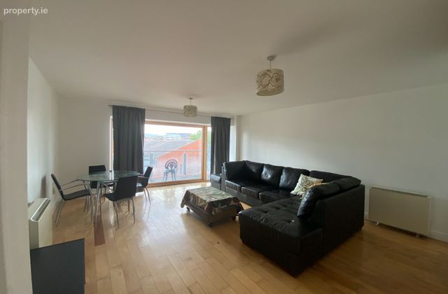 Apartment, Block 12, Gallery Quay, Grand Canal Dock, Dublin 2 - Click to view photos