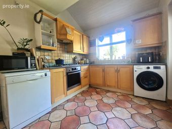 50 Hazelbury Green, Clonee, Dublin 15 - Image 3