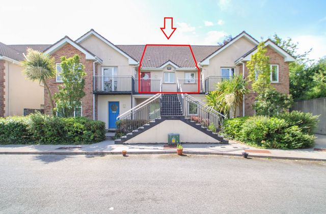 26 An Luasan, Ballybrit, Co. Galway - Click to view photos