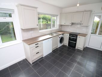 18 Barnstead Drive, Blackrock, Ballintemple, Co. Cork - Image 2
