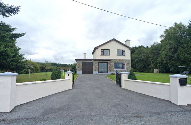 Castlerea Mountain, Moydow, Moydow, Co. Longford - Click to view photos