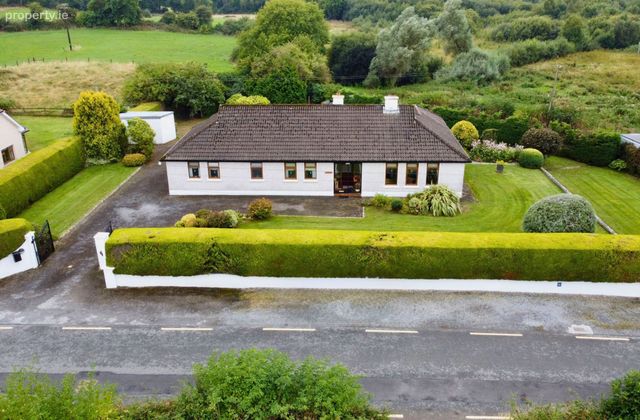 Dooneen, Meehan Quarter, Coosan, Athlone, Co. Westmeath, Athlone, Co. Westmeath - Click to view photos