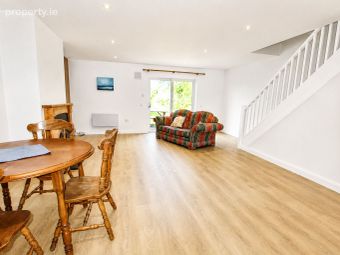 6 Glen Richards Cove, Poulshone, Co. Wexford - Image 2