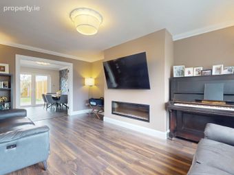 17 Lakeview, Castlebar, Co. Mayo, Castlebar, Co. Mayo - Image 2