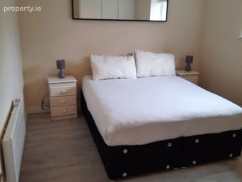 Apartment 9, College Close, Dublin 2 - Image 4