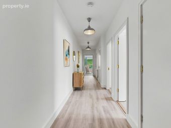 Apartment 6, Suttonfield Court, Suttonfield Park, Carrickmines, Dublin 18 - Image 2