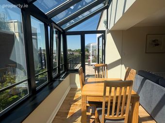Apartment 22 Ballsbridge Gardens, Ballsbridge, Dublin 4 - Image 4