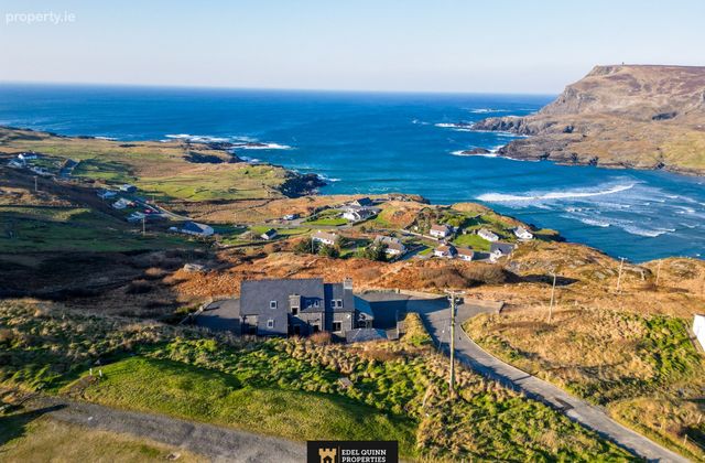 Dooey Upper, Glencolmcille, Co. Donegal - Click to view photos