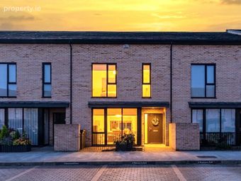 3 Racecourse Park, The Coast, Baldoyle, Dublin 13 - Image 2
