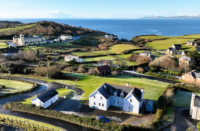 Ardeelan Lower, Rossnowlagh, Bundoran, Co. Donegal, Rossnowlagh, Co. Donegal - Click to view photos