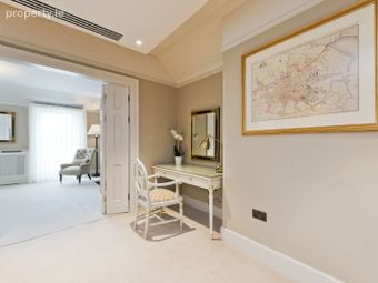 Residence 4, The Merrion Hotel, Dublin 2 - Image 2