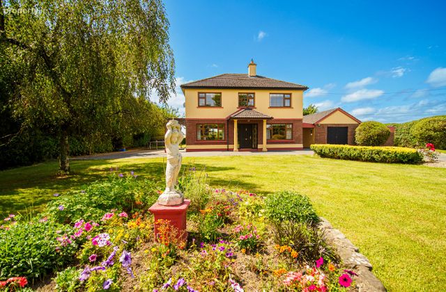 Moanleana, Newcastle West, Co. Limerick - Click to view photos