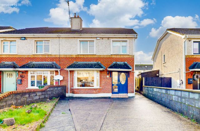 34 Churchfields, Kentstown, Balrath, Co. Meath - Click to view photos