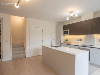 3 Bedroom Duplex, Ashtown, Dublin 15 - Image 2