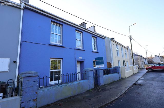 2 Island View, Main Street, Ringaskiddy, Co. Cork - Click to view photos