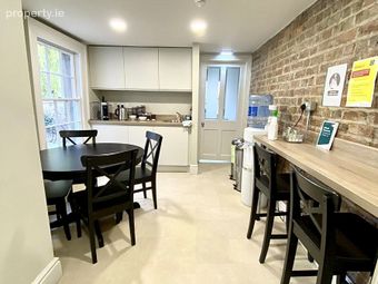 8 Herbert Street, Dublin 2, Dublin 2 - Image 3