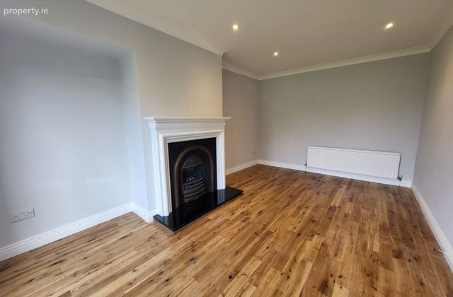 89 Lansdowne Village, Sandymount, Dublin 4 - Click to view photos