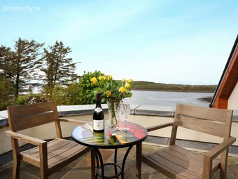 Waterfront Home On Clew Bay, Westport, Rosmoeny, Co. Mayo, Carraholly, Co. Mayo - Image 4
