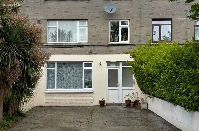 Abbey View, Monkstown, Blackrock, Co. Dublin - Click to view photos