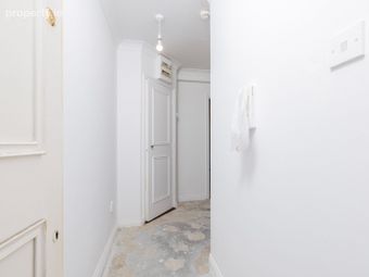 Apartment 40, Saint James's Court, St. James Gate, Dublin 8 - Image 3