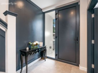 2 Whitegate, Sandyford Village, Sandyford, Dublin 18 - Image 4