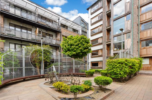 10 The Wooden Building, Exchange Street Upper, Dublin 8, Dublin 8 - Click to view photos