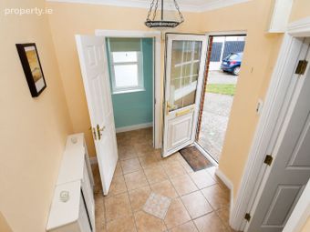 9 Grange Walk, Stamullen, Co. Meath - Image 4