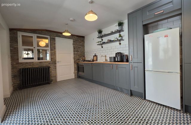 3 Pembroke Cottages, Ringsend, Ringsend, Dublin 4 - Click to view photos