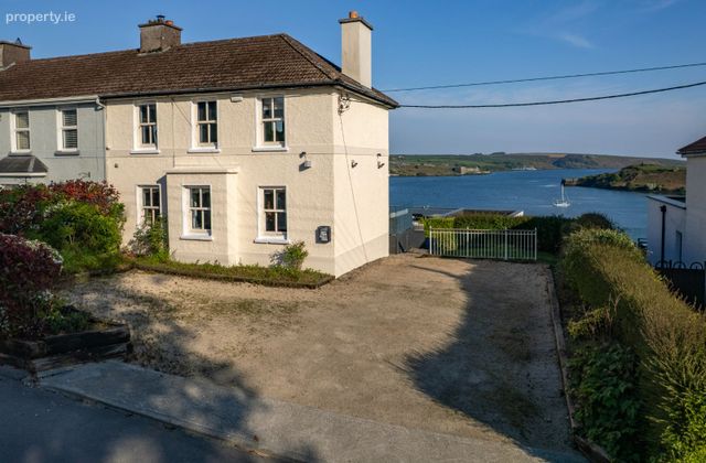 3 Father Mcsweeney Terrace, Ardbrack, Kinsale, Co. Cork - Click to view photos