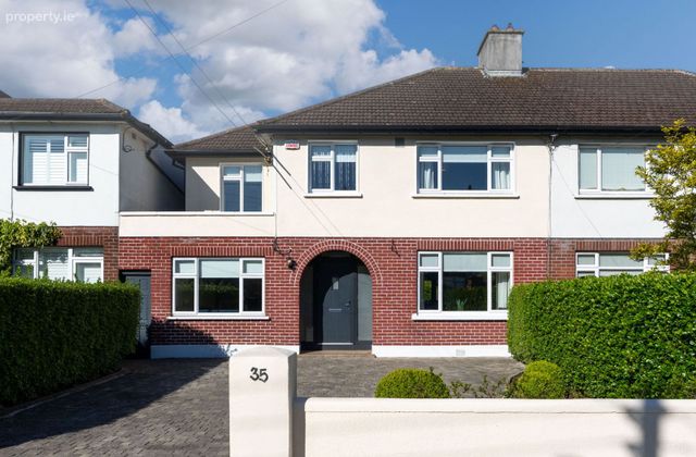35 Woodbrook Park, Templeogue, Dublin 16 - Click to view photos