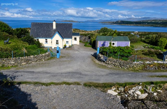 Gurteen, Eyeries, Beara, Co Cork, Eyeries, Co. Cork - Click to view photos