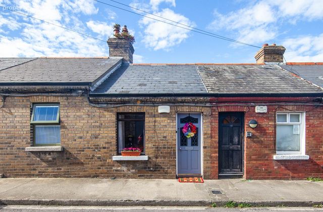 44 Brian Boru Avenue, Clontarf, Dublin 3, Co. Dublin, Clontarf, Dublin 3 - Click to view photos