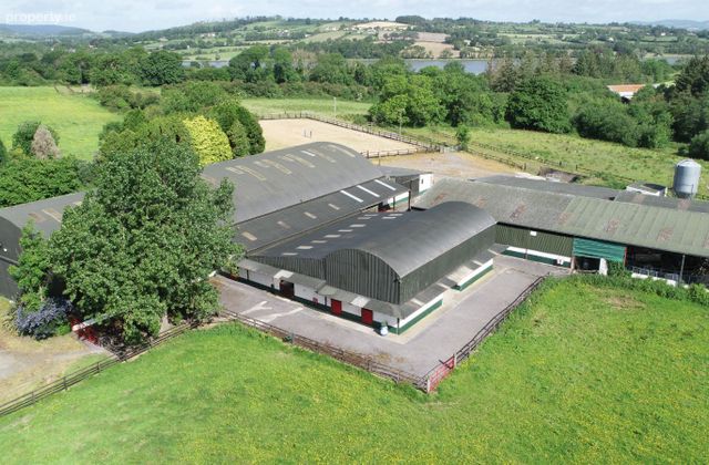 Equestrian Centre Inc. 36.77 Acres, Killotteran, Butlerstown, Co. Waterford - Click to view photos