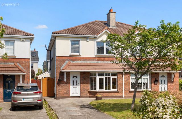 29 Moy Glas Chase, Lucan, Co. Dublin, Lucan, Co. Dublin - Click to view photos
