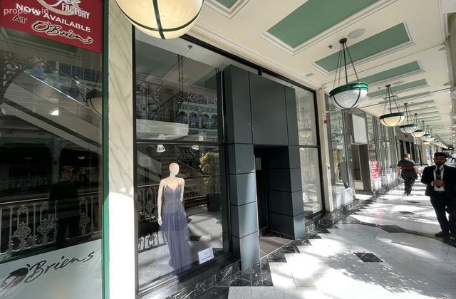 Unit 117, Stephen's Green Shopping Centre, Saint Stephen's Green, Dublin 2, Dublin 2 - Click to view photos
