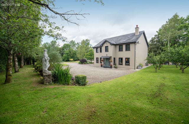 Ballyandrew, Doneraile, Co. Cork - Click to view photos