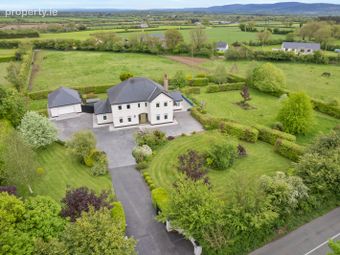 Bellvee, Ballyviniter Upper, Mallow, Co. Cork - Image 2
