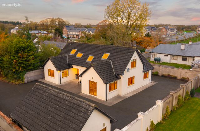 Kilbelin, Newbridge, Co. Kildare, Newbridge, Co. Kildare - Click to view photos