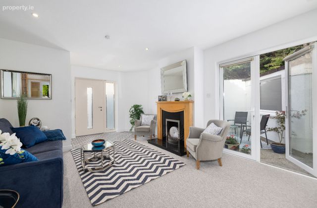 Villino Hillside, Dalkey, Dalkey, Co. Dublin - Click to view photos