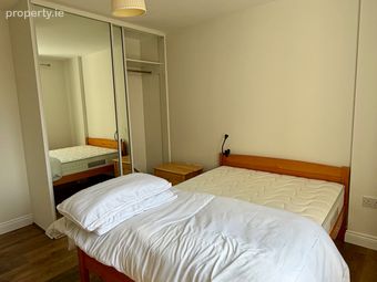 Apartment 2, Compass Court North, Lock-keepers Wal, Royal Canal Park, Dublin 15 - Image 5
