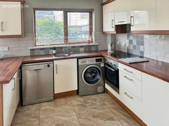 18 Elmgrove, Meadowlands, Macroom, Co. Cork - Image 4